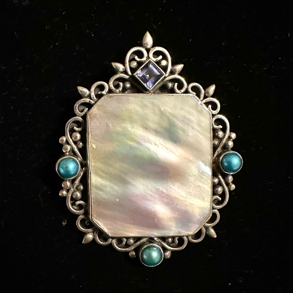 PTI‎ Nepal Sterling Silver MOP Amethyst Pearls Pendant
